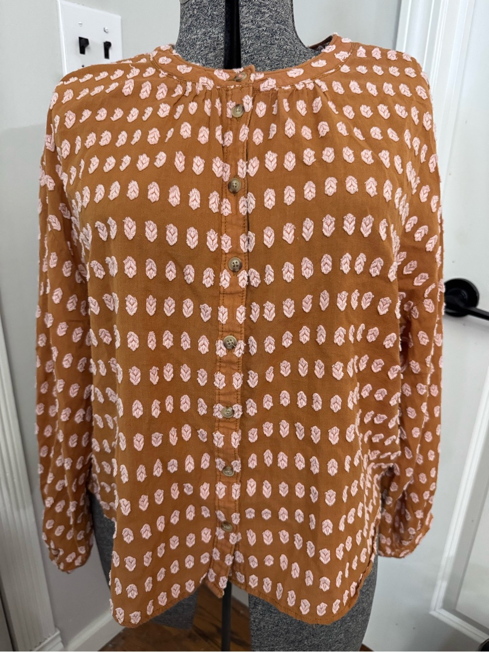 Pilcro & the Letterpress Anthropologie Tavi Textured Brown Peasant Blouse Medium